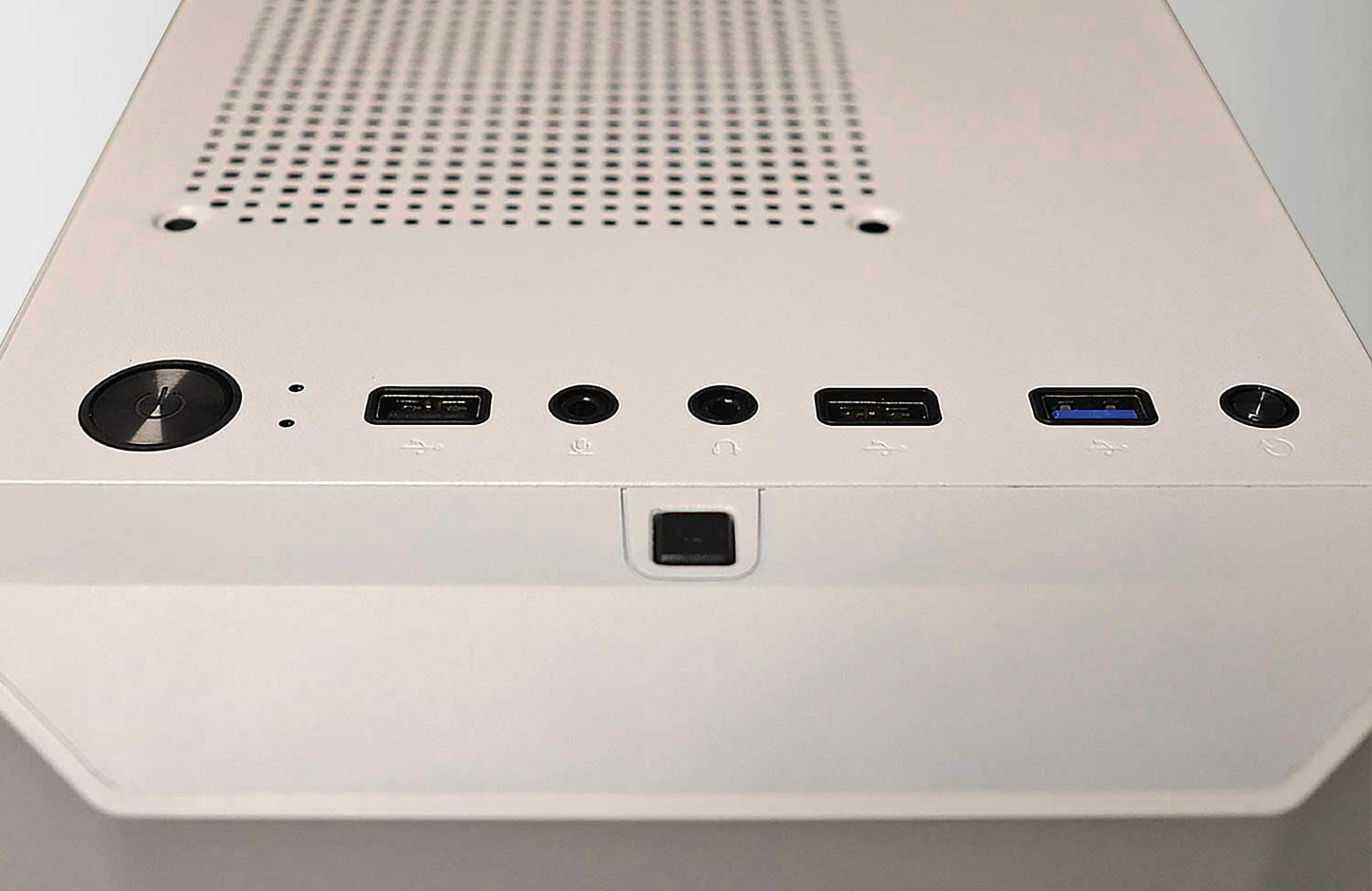 Rebel 4.0 Gaming PC - AMD Ryzen 7 (4.1Ghz), RTX 4060 8GB, 32GB DDR4, 1TB SSD, Desktop White